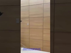 Алюминиевые качающиеся двери