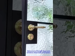 Стеклянные деревянные двери