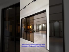 Серая двойная раздвижная стеклянная дверь